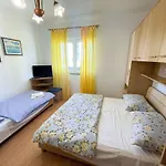 Apartment In 42430 Dramalj