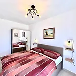 In 42430 *
