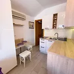 In 42430 * Dramalj