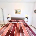 Διαμέρισμα In 42430 Dramalj