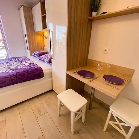 Apartment In 42430 Dramalj